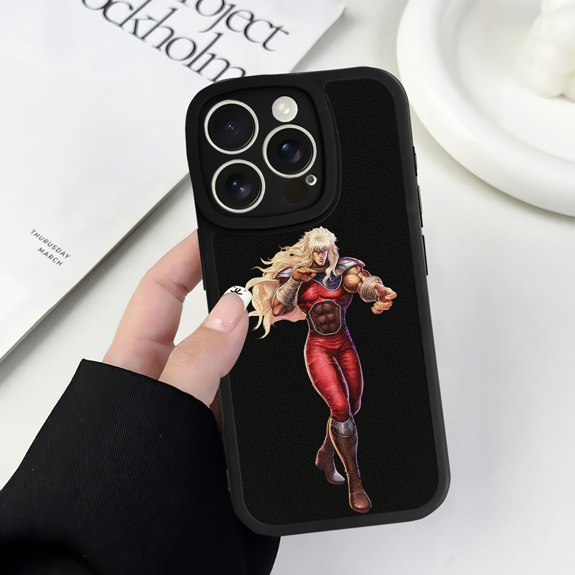 （画像用） 北斗の拳 Fist of the North Star 【iPhone 16シリーズ対応】シリコンスマホケース（レザー調） 材質：シリコン